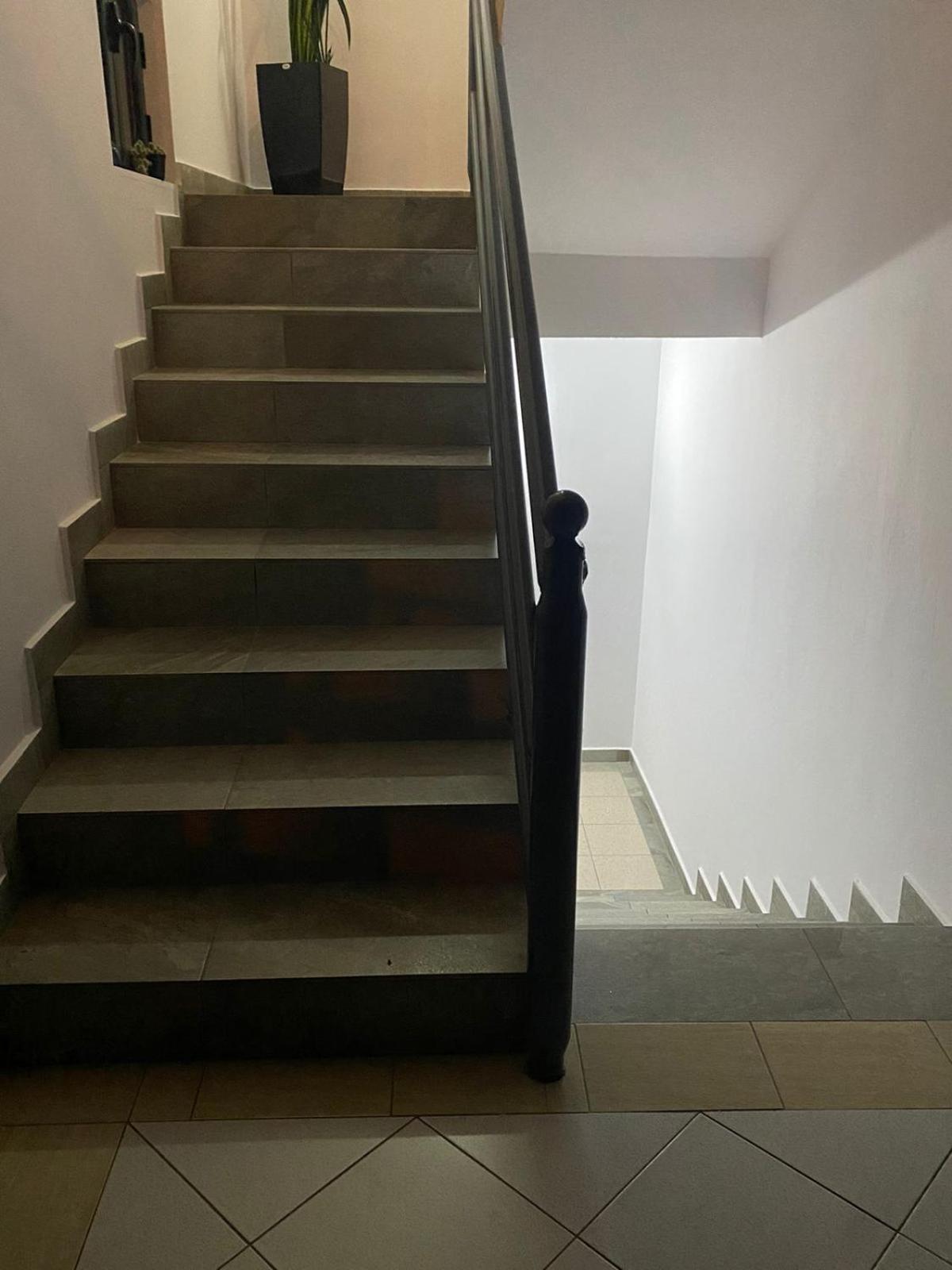 Vila Ajdinaj Berat Luaran gambar